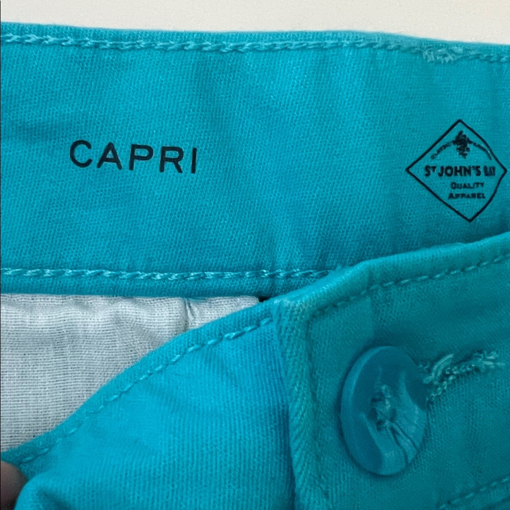 NWT St. John's Bay Teal Capri Pants Sz 12 - Picture 7 of 8